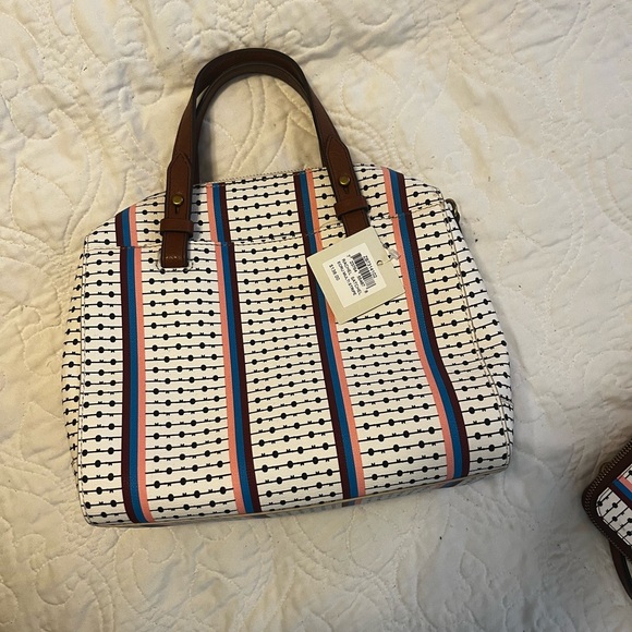 Fossil brand Rachel satchel and wallet - Picture 1 of 9